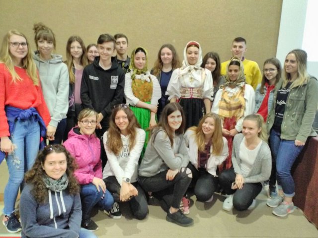 Accoglienza col costume tradizionale di Elmas e Sestu